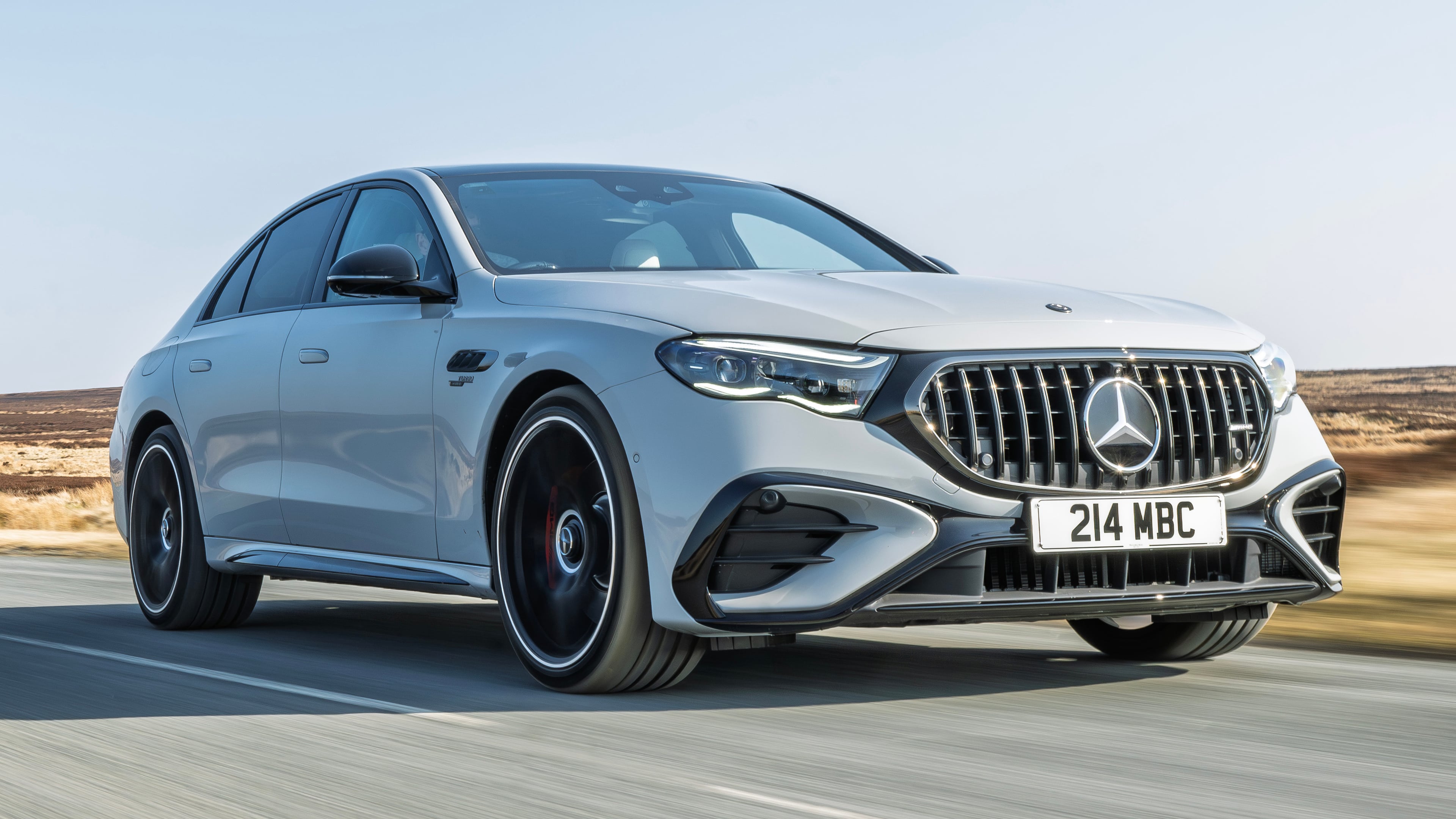 Mercedes Benz E - Luksusowy samochód do wynajęcia